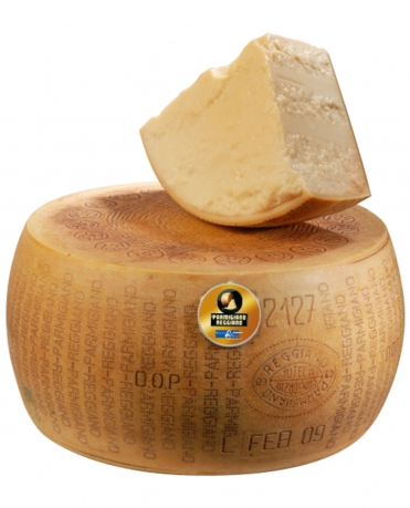 Сыр твердый Parmigiano Reggiano DOP органический Montanari Gruzza (22 мес.) 100 г